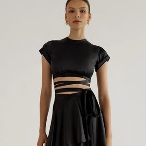 Orsued Iris Black Tie Top